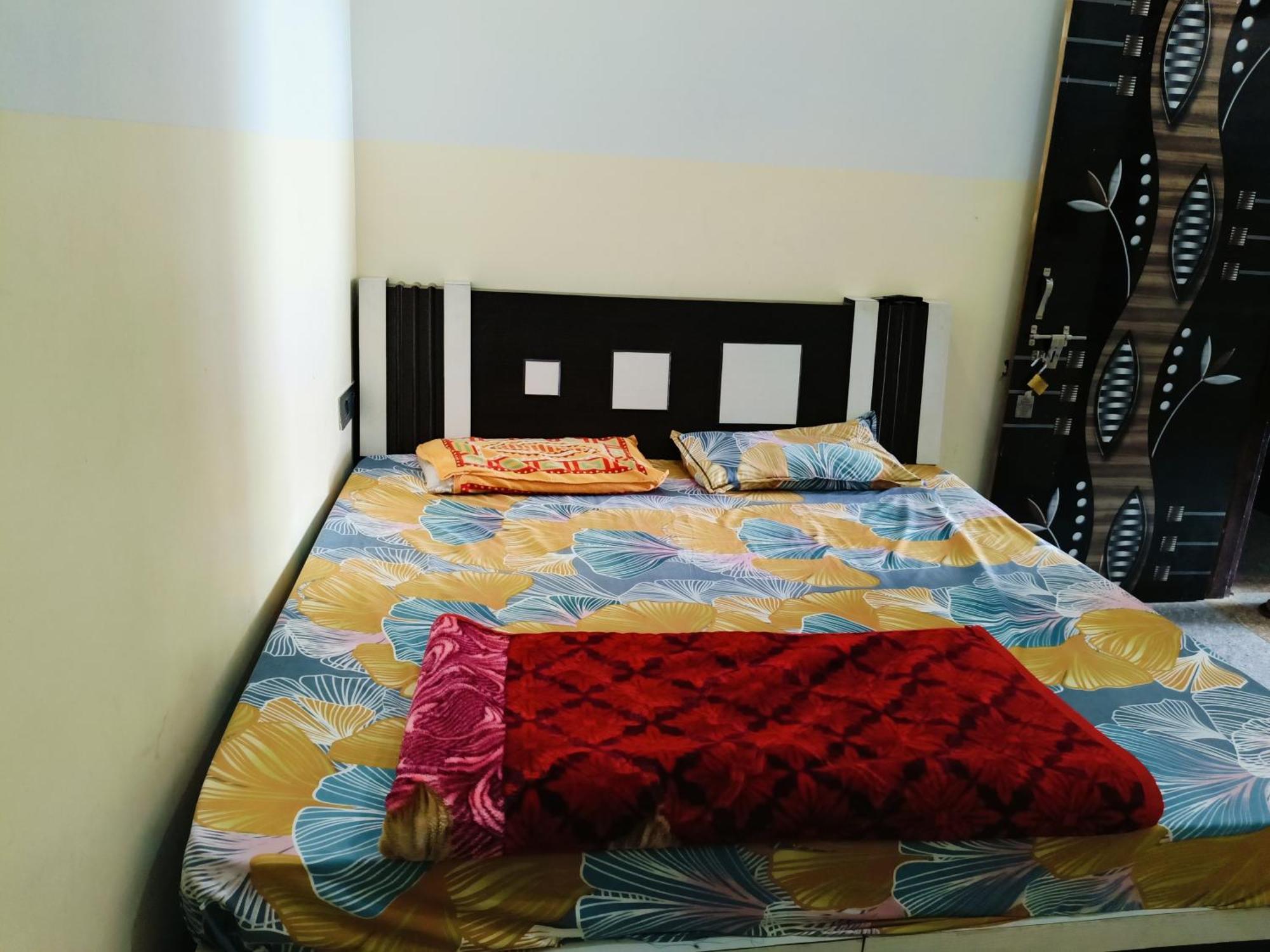 Jai Hanuman Guest House Palsana  Exterior foto